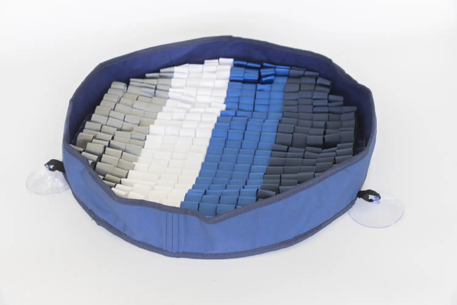 Snuffelmat rond met rand en zuignappen - Bellobox